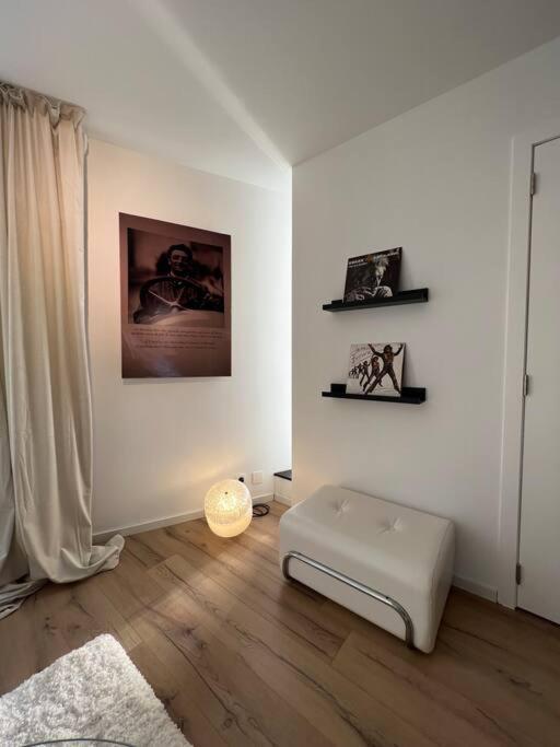 Charmant Appartement Au Look Design Монс Екстер'єр фото